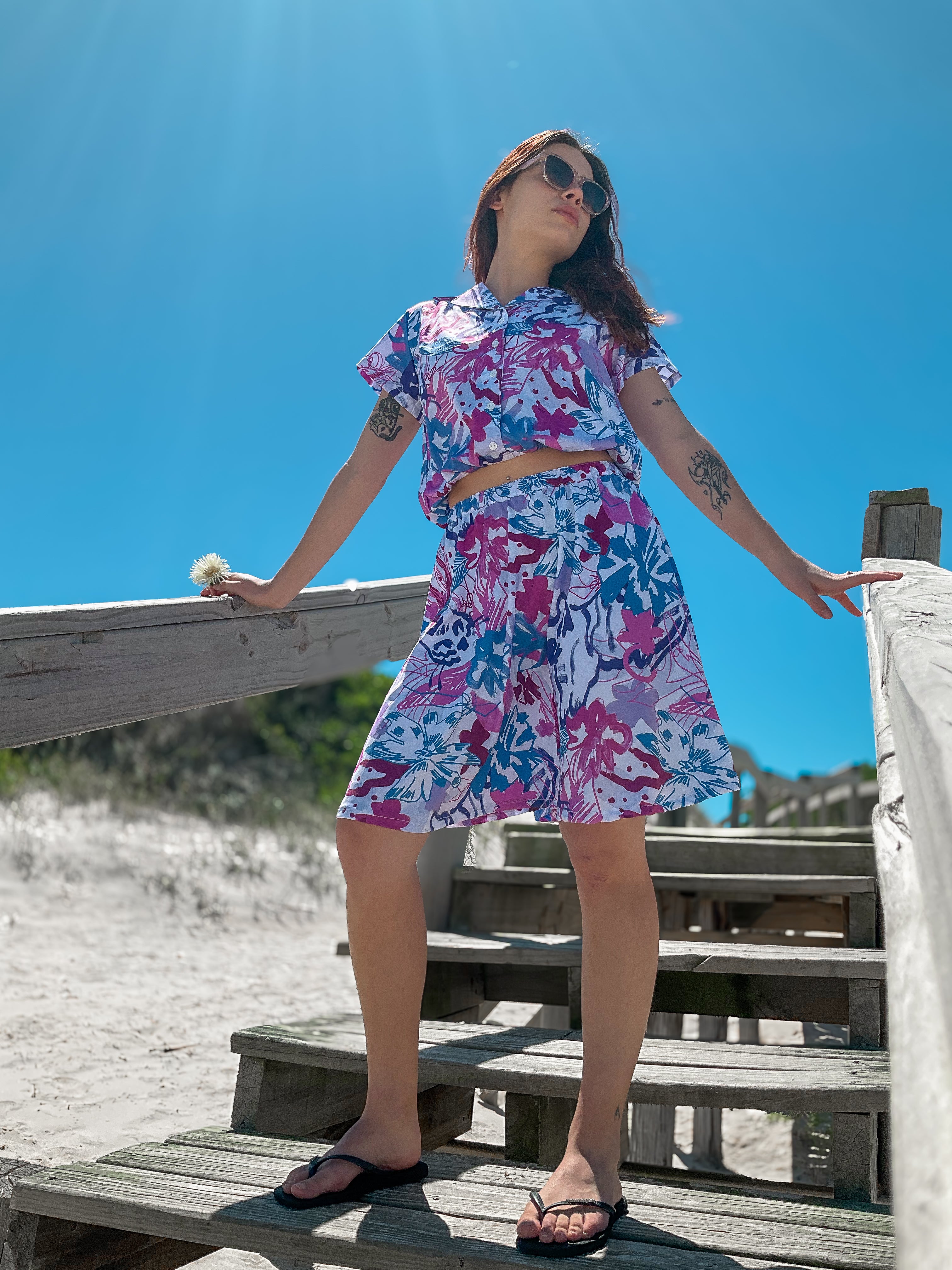 Camisa crop Jardín de Tigres - TRAZOS