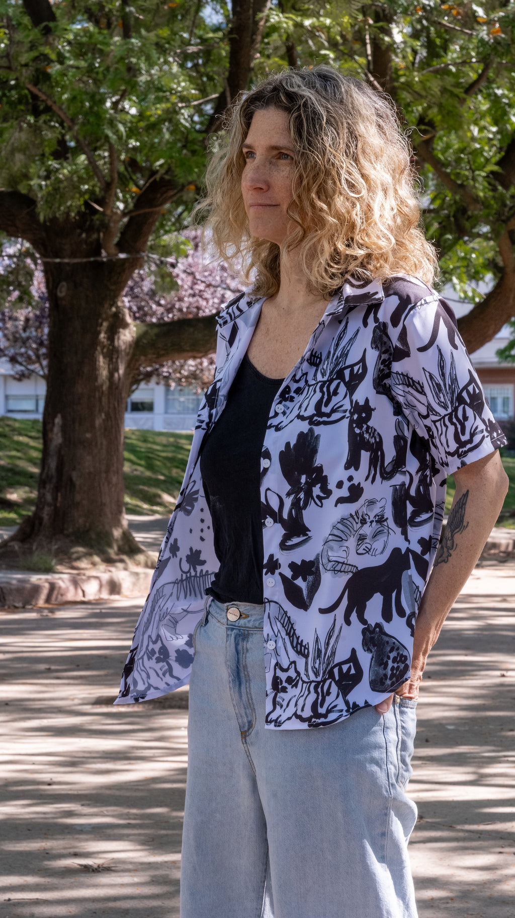 Camisa de manga corta Gatos y Flores - TORA