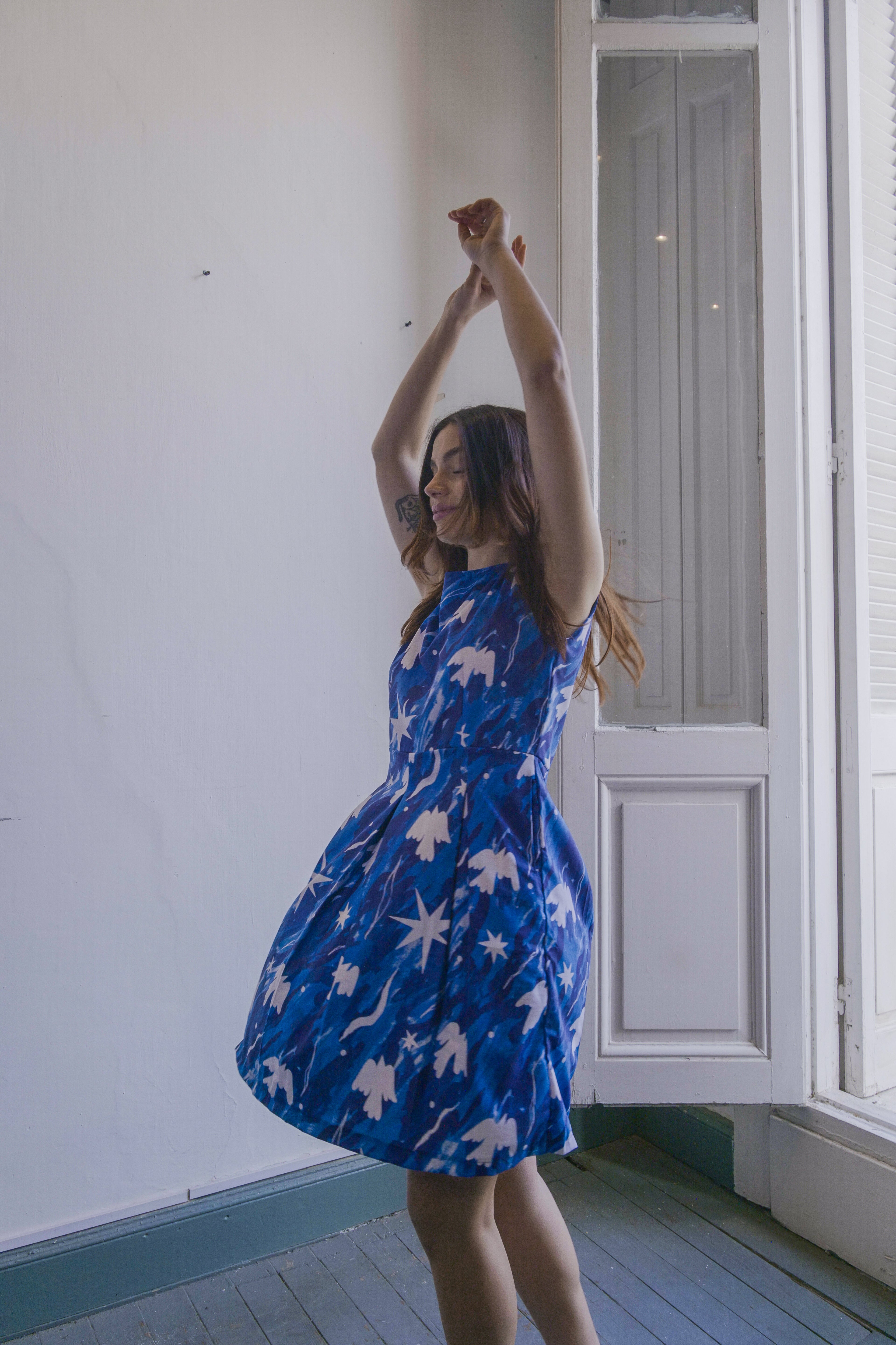 Vestido corto Vuelo - TORA